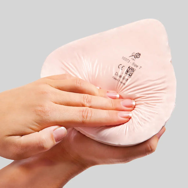 10373 Dual-Soft Triangle Breast Form
